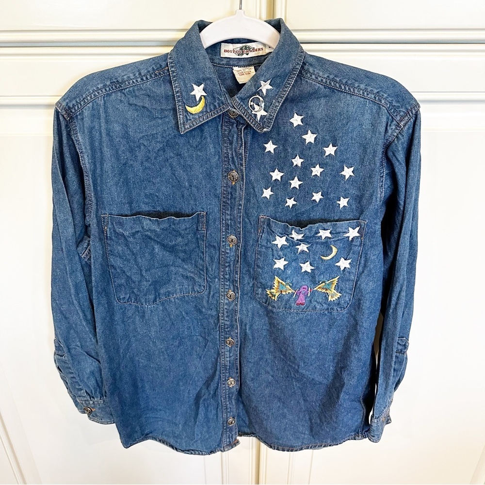 Boston Traders Vintage Womens Embroidered Boho Star Moon Denim Button Down Shirt